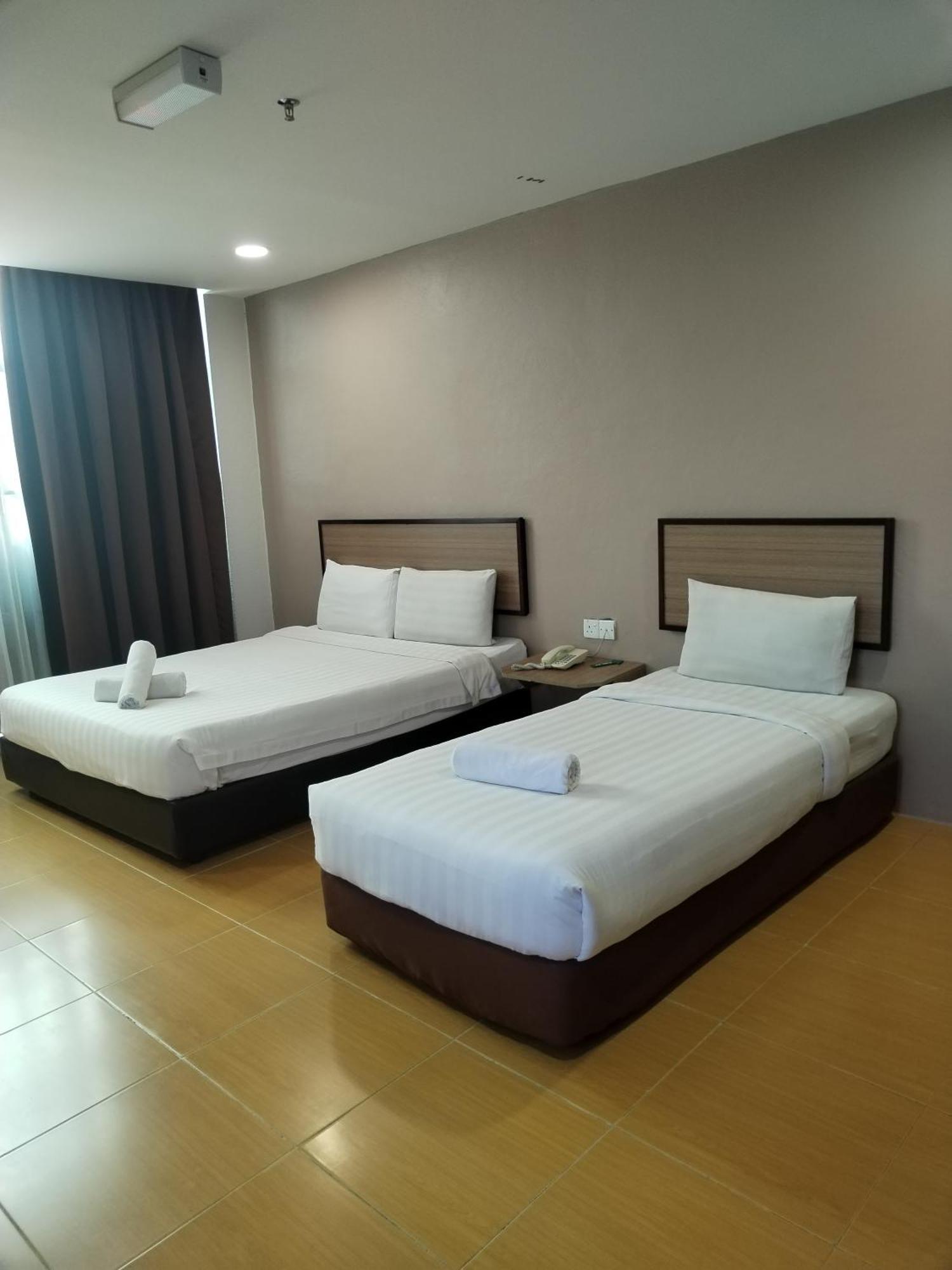 Maple Boutique Hotel Кота Бару Екстериор снимка