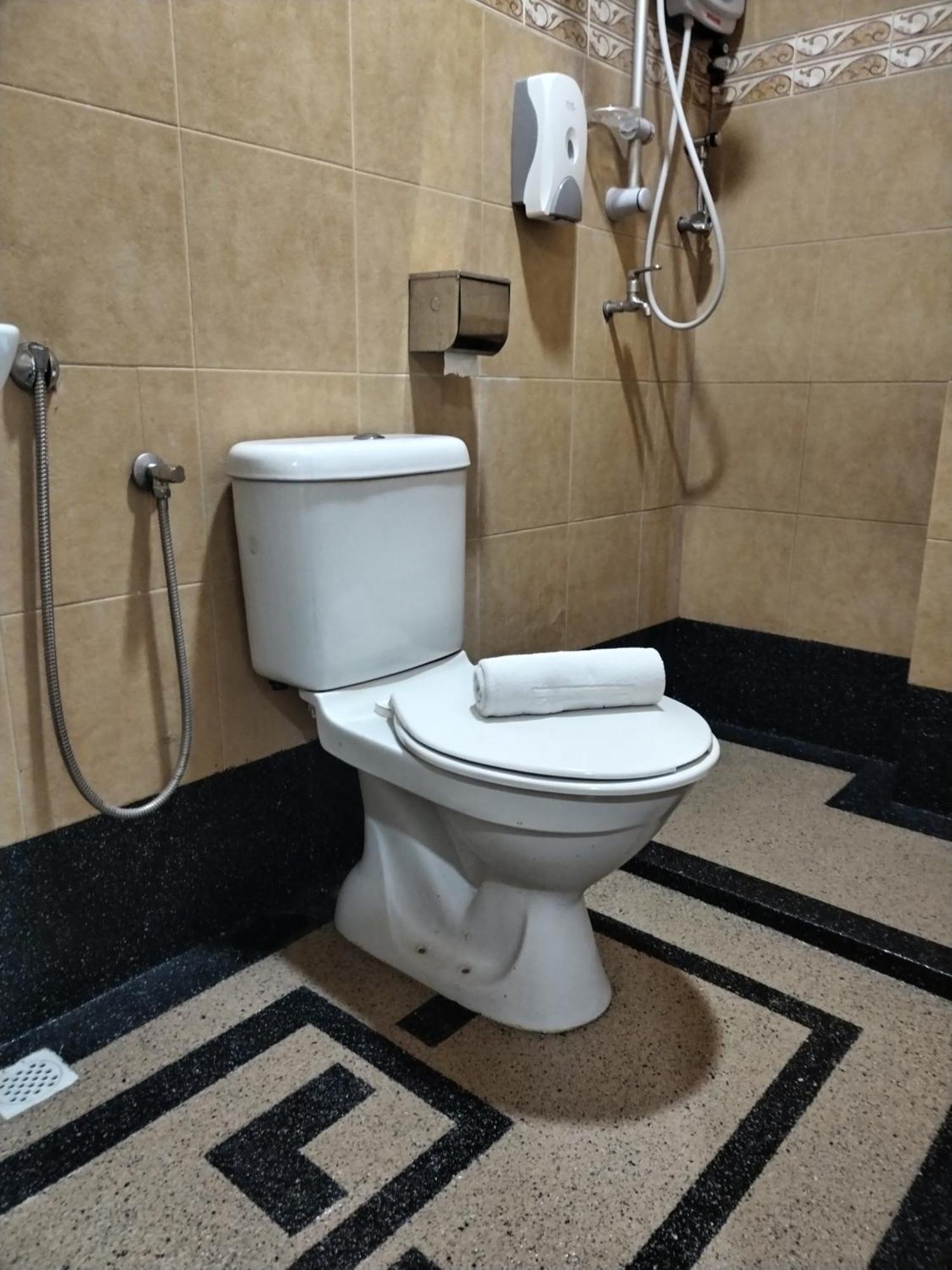 Maple Boutique Hotel Кота Бару Екстериор снимка